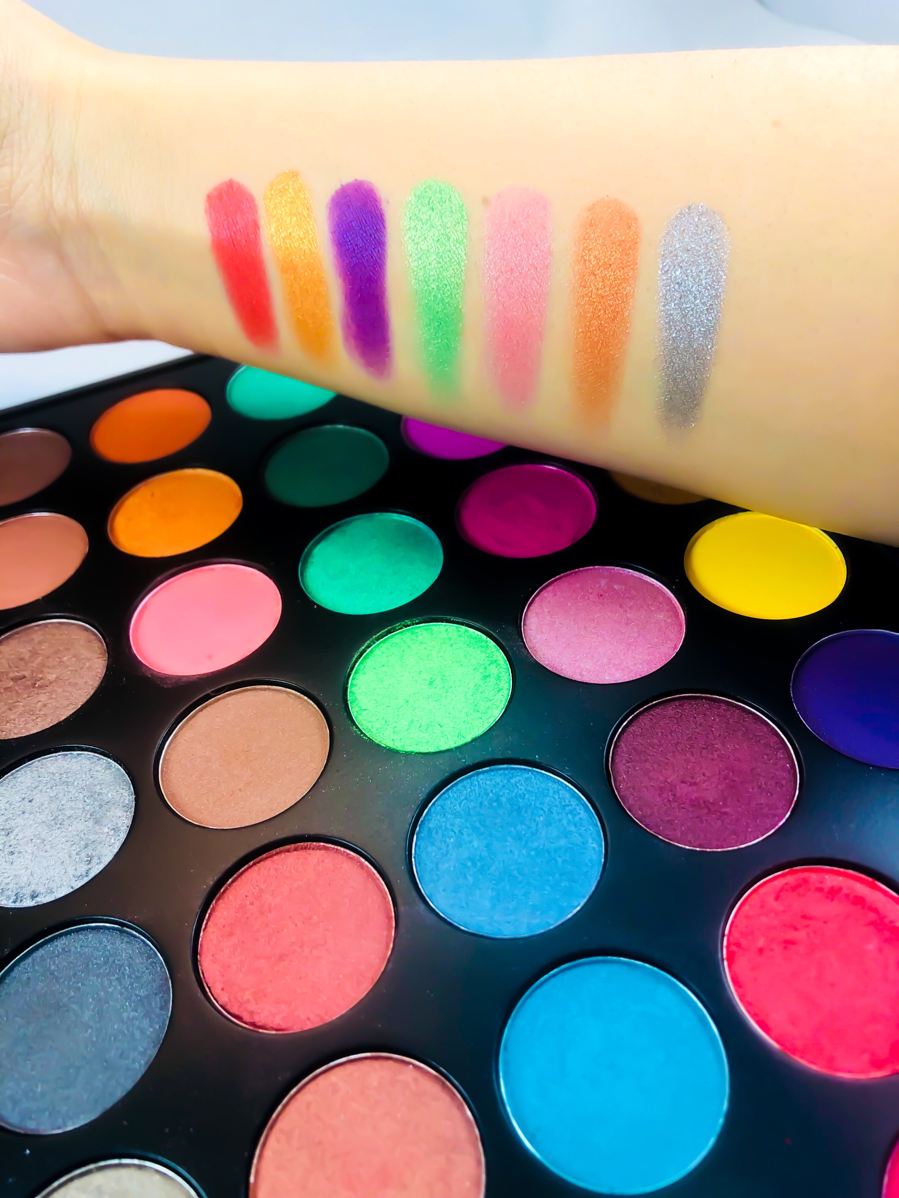 Amazona High Pigment Eyeshadow Palette